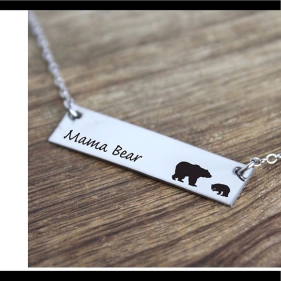 Jewelry - Mama and baby bear necklace NEW with gift box 💕💝